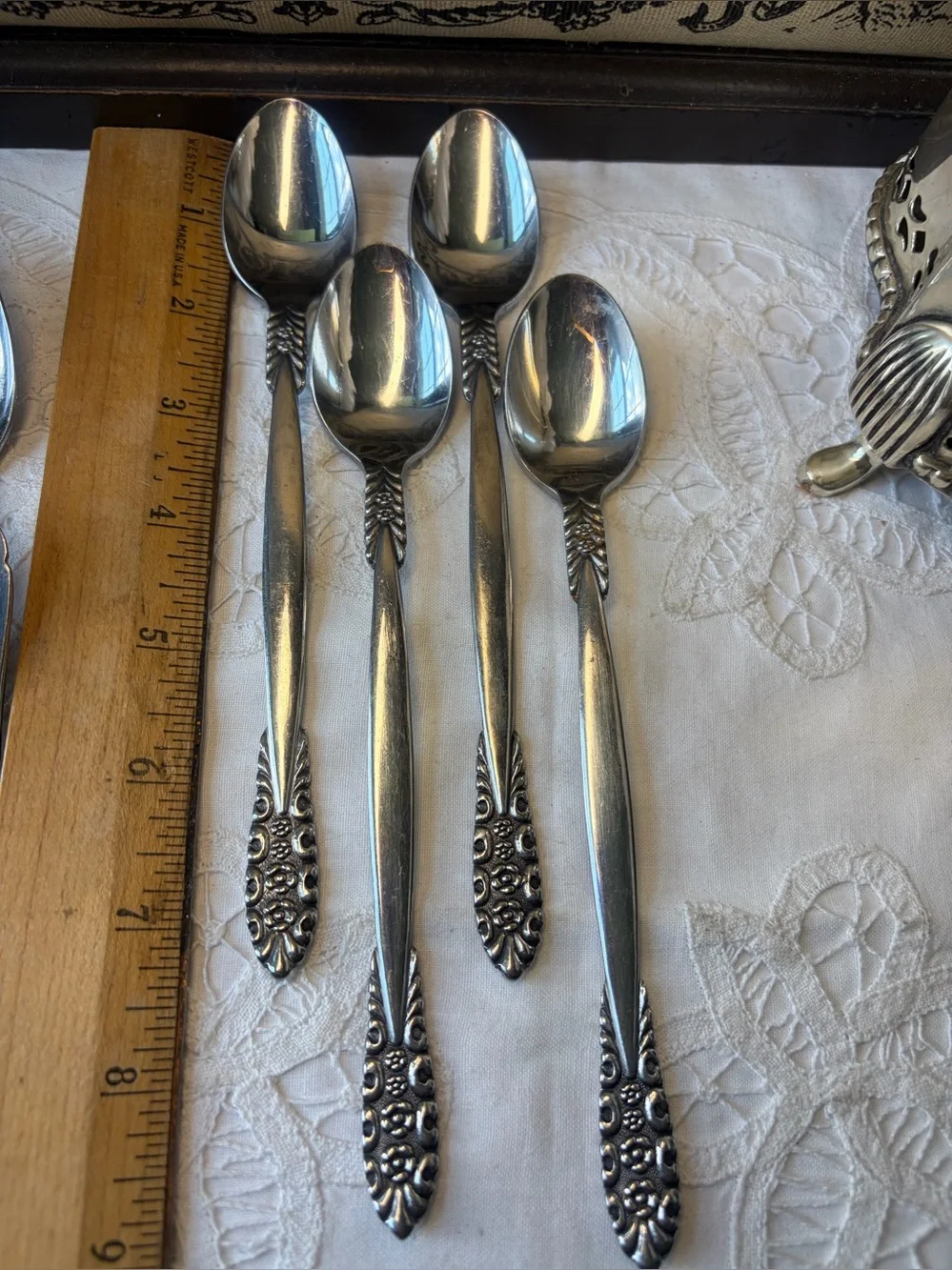 Utica floral stainless